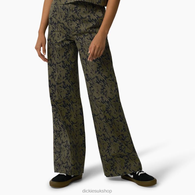 Drewsey Camo Wide Leg Pants Women Dickies Regular 88T841900 Apparel